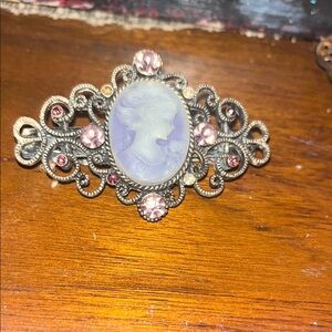 Victorian Cameo Shell set in Purple and Pink Brooch with Filigree